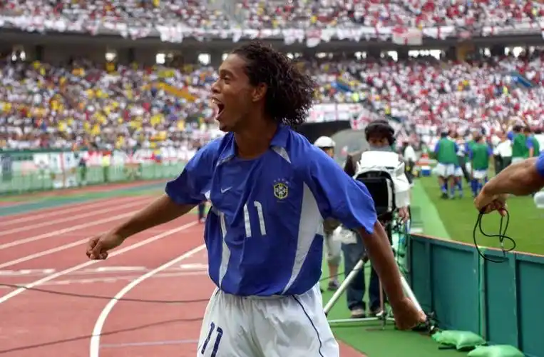 利而受到的 利而受到的