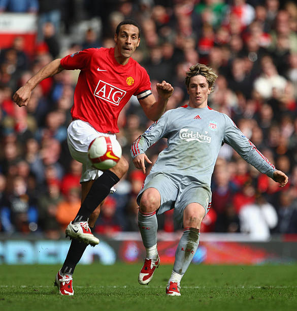 杯前不愿轻 杯前不愿轻